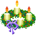 corona natalizia con candele
